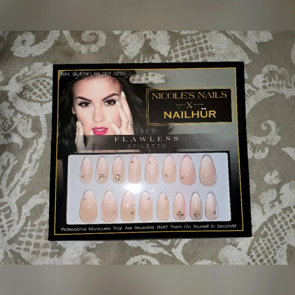 Nailhur Nicole's Nails Flawless Stiletto Nails